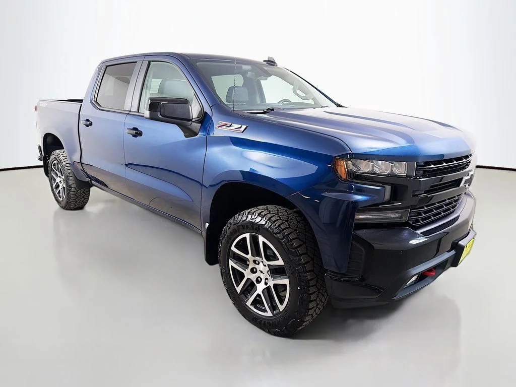 Used 2019 Blue Chevrolet LT Trail Boss image 4