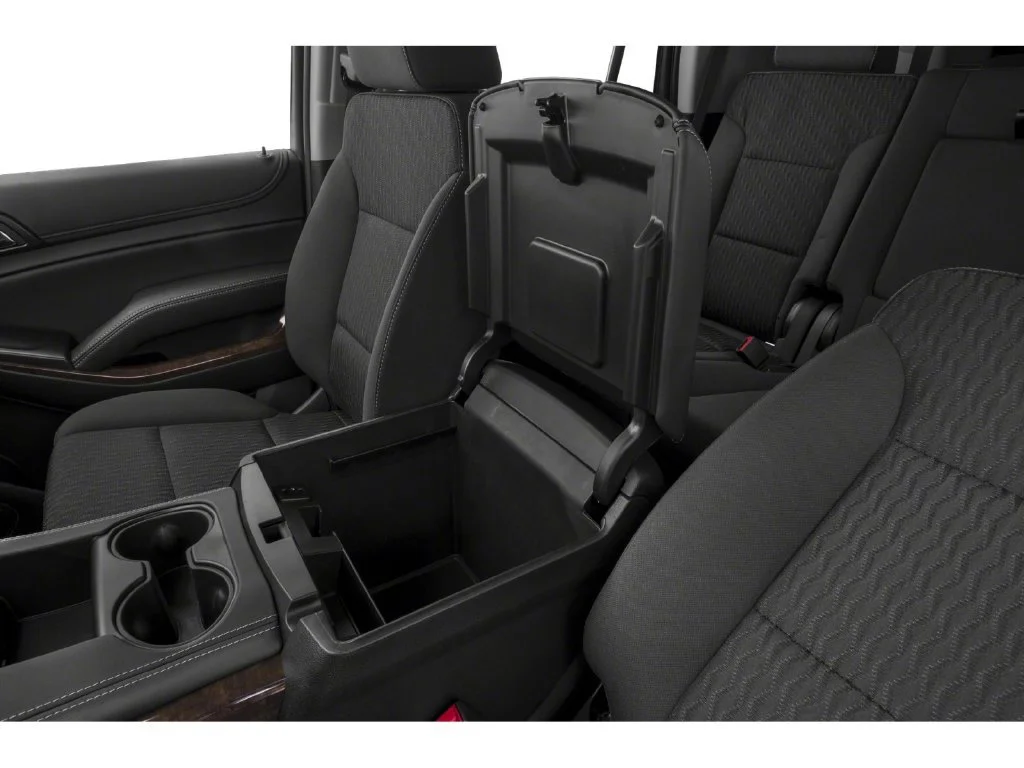 Used 2019 IRIDESCENT PEARL TRICOAT Chevrolet LT image 9