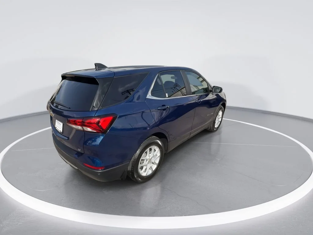 Used 2023 Blue Chevrolet LT image 8
