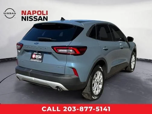 Used 2023 Blue Ford Active image 3