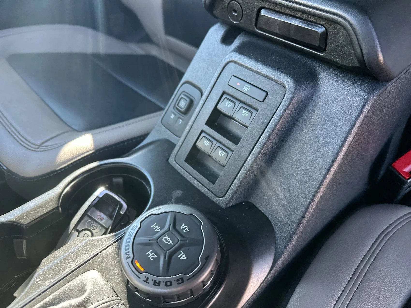 Used 2022 Blue Metallic Ford Wildtrak image 21