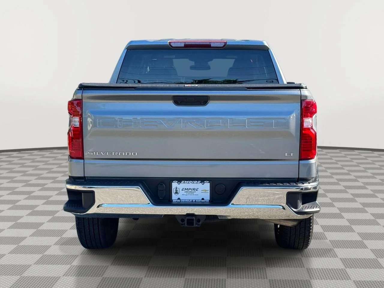 Used 2023 Sterling Gray Metallic Chevrolet 4WD Crew Cab Short Bed LT with 2FL image 5