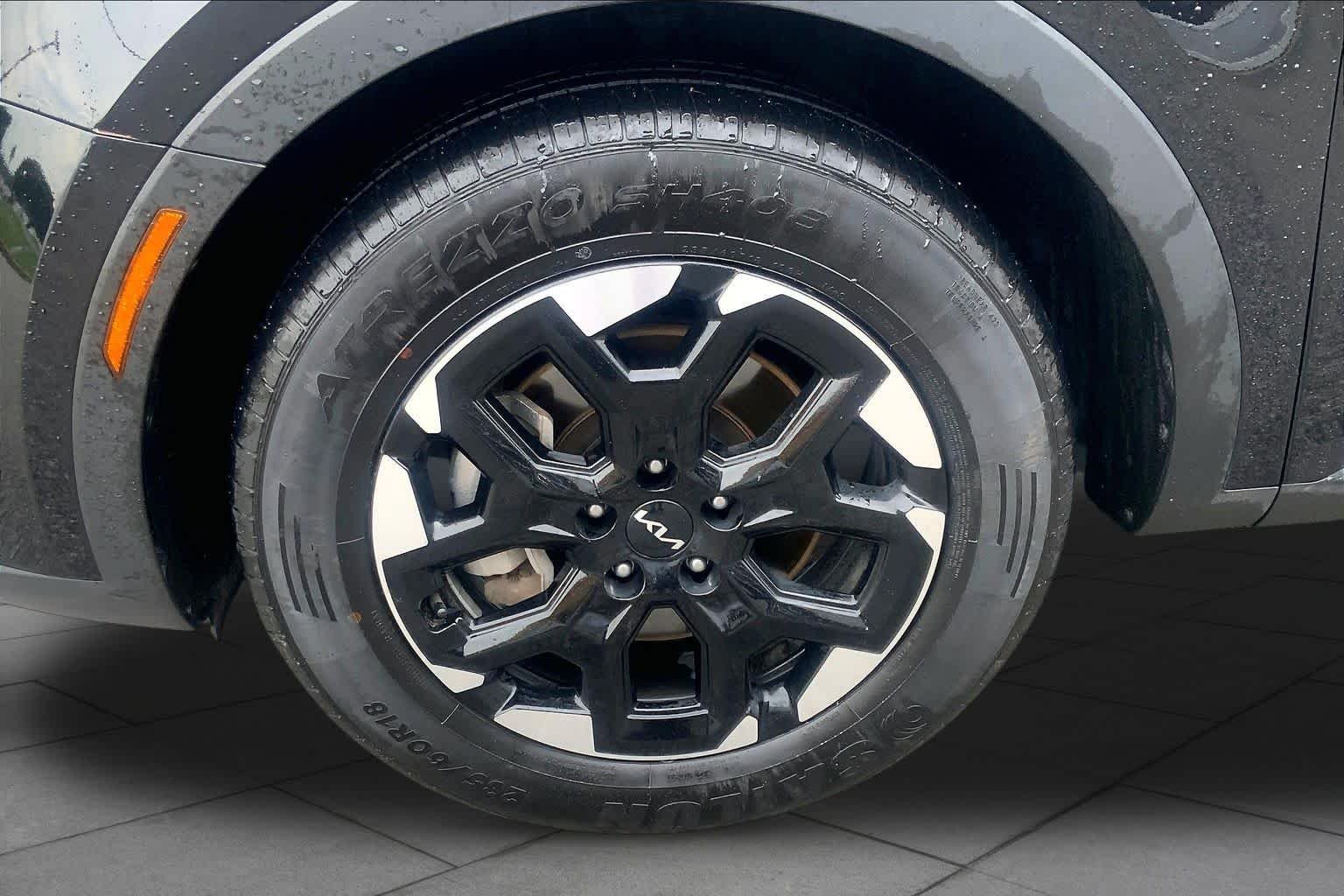 Photo 10