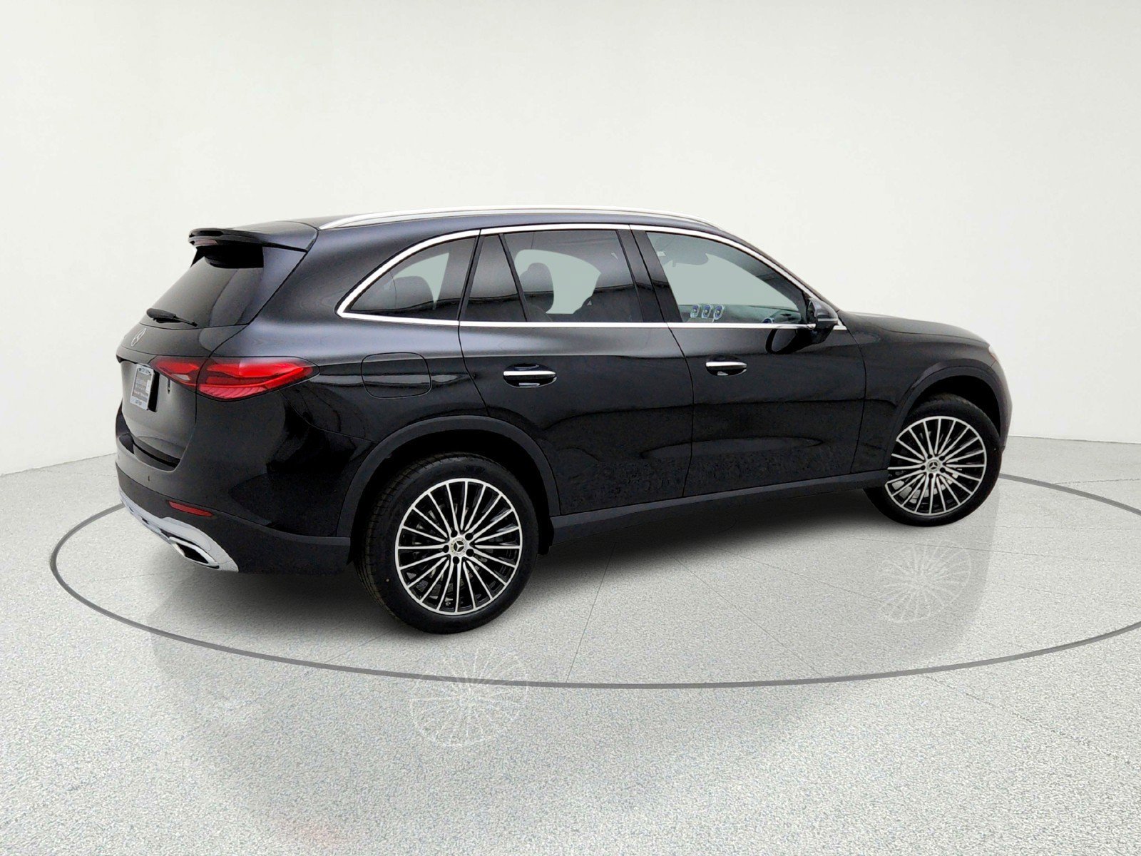 New 2026 Black Mercedes-Benz GLC 300 SUV image 30