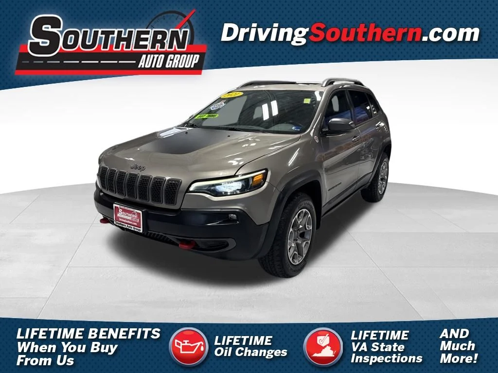 Used 2021 Beige Jeep Trailhawk image 1