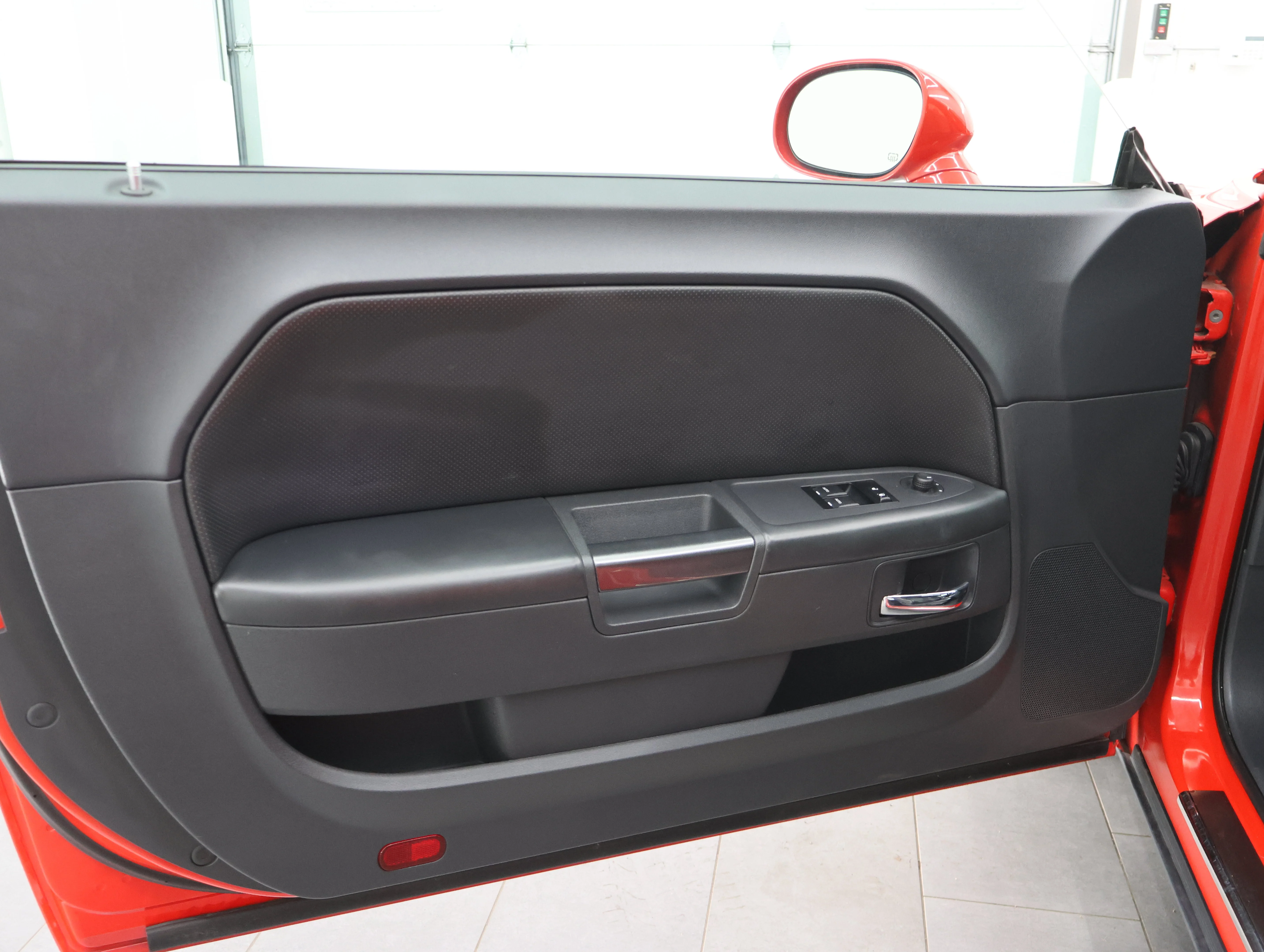 Used 2010 Torred Dodge R/T image 31