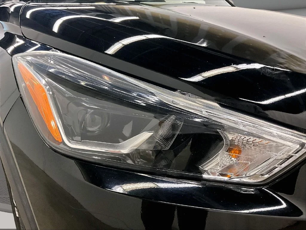 Used 2020 Black Nissan SR image 30