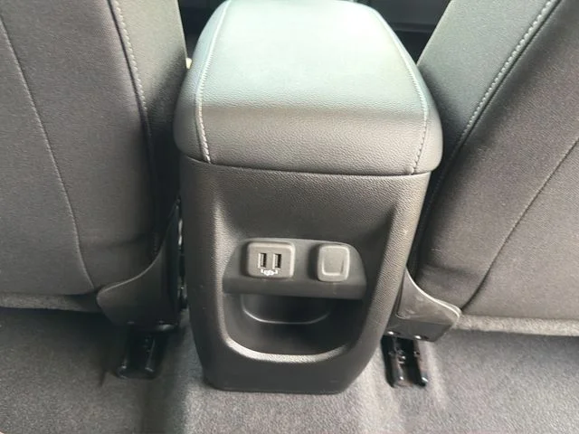 Used 2020 Silver Chevrolet LT image 26