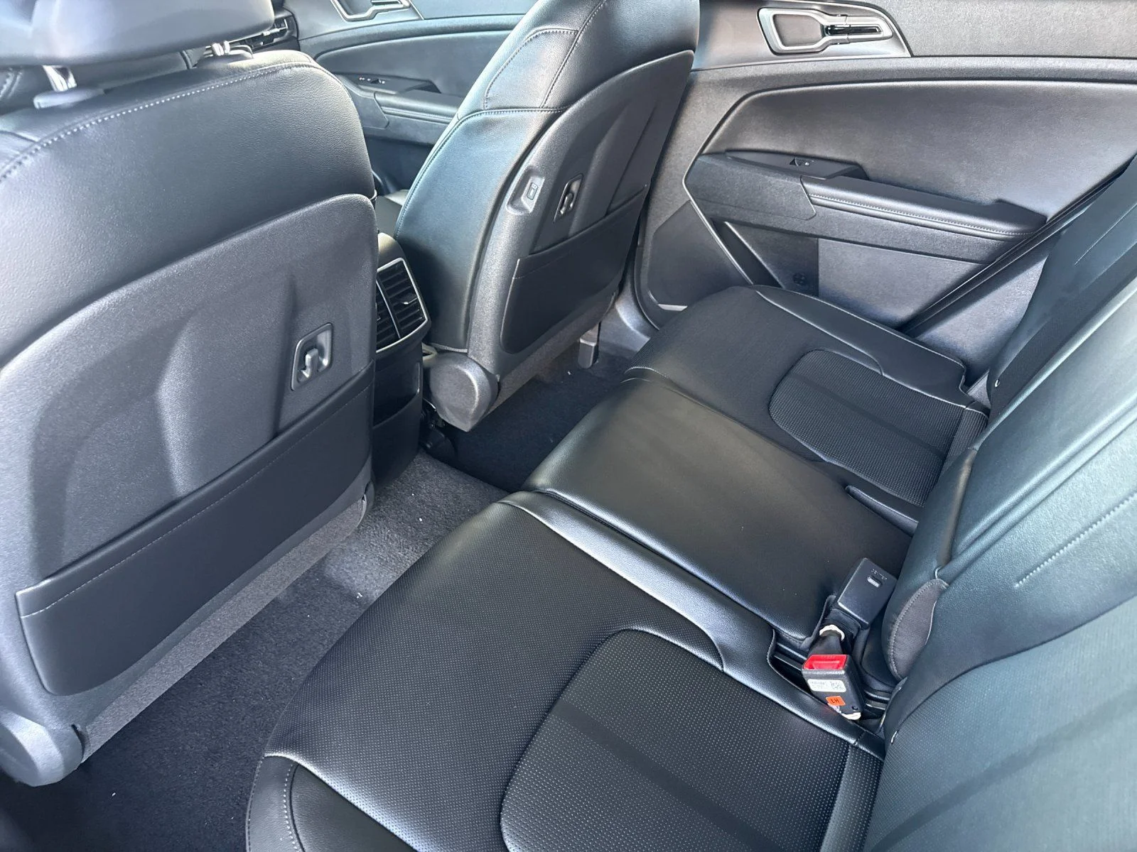 New 2026 White Kia EX image 12