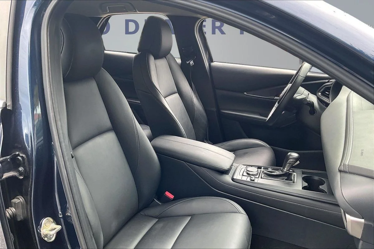 Used 2021  Mazda Select image 29