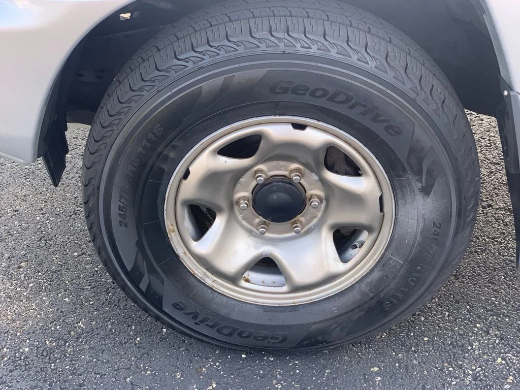 Used 2013 Silver Toyota Base image 32
