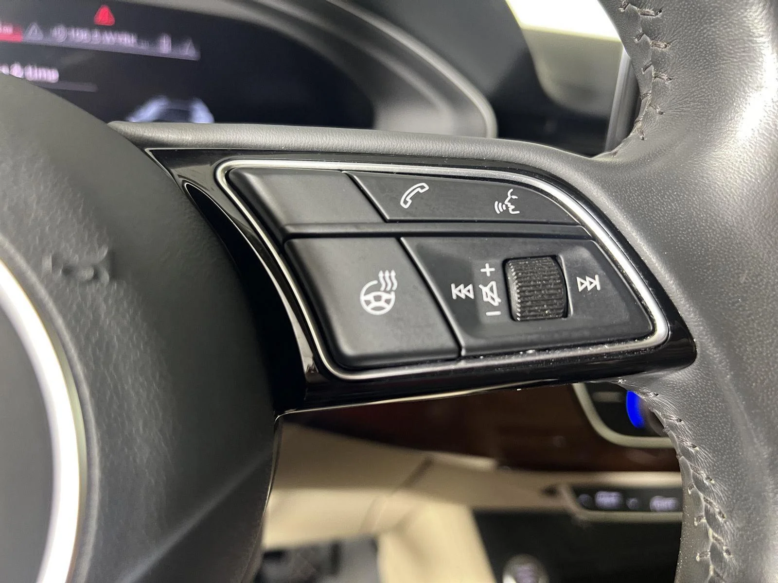 Used 2020 Ibis White Audi Premium Plus image 17