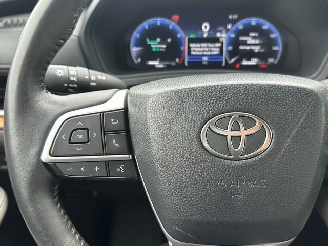 Used 2024 Red Toyota Limited image 21