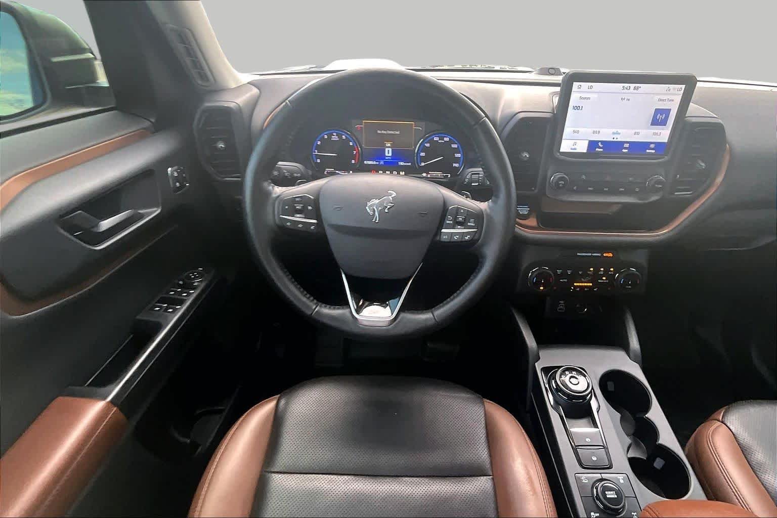 Used 2023 Cactus Gray Ford Badlands image 5