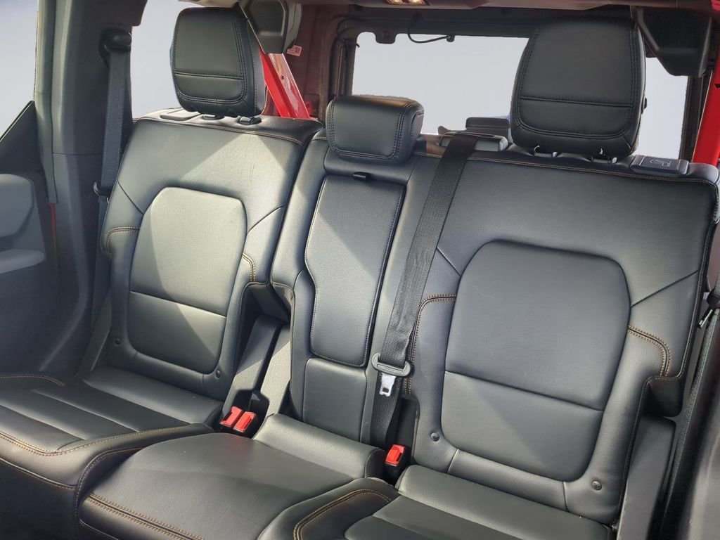 Used 2023 Race Red Ford Badlands image 18