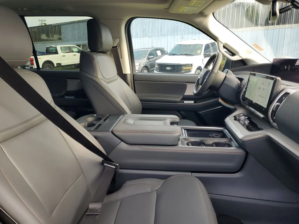 2025 Ford Expedition Active - Photo 35