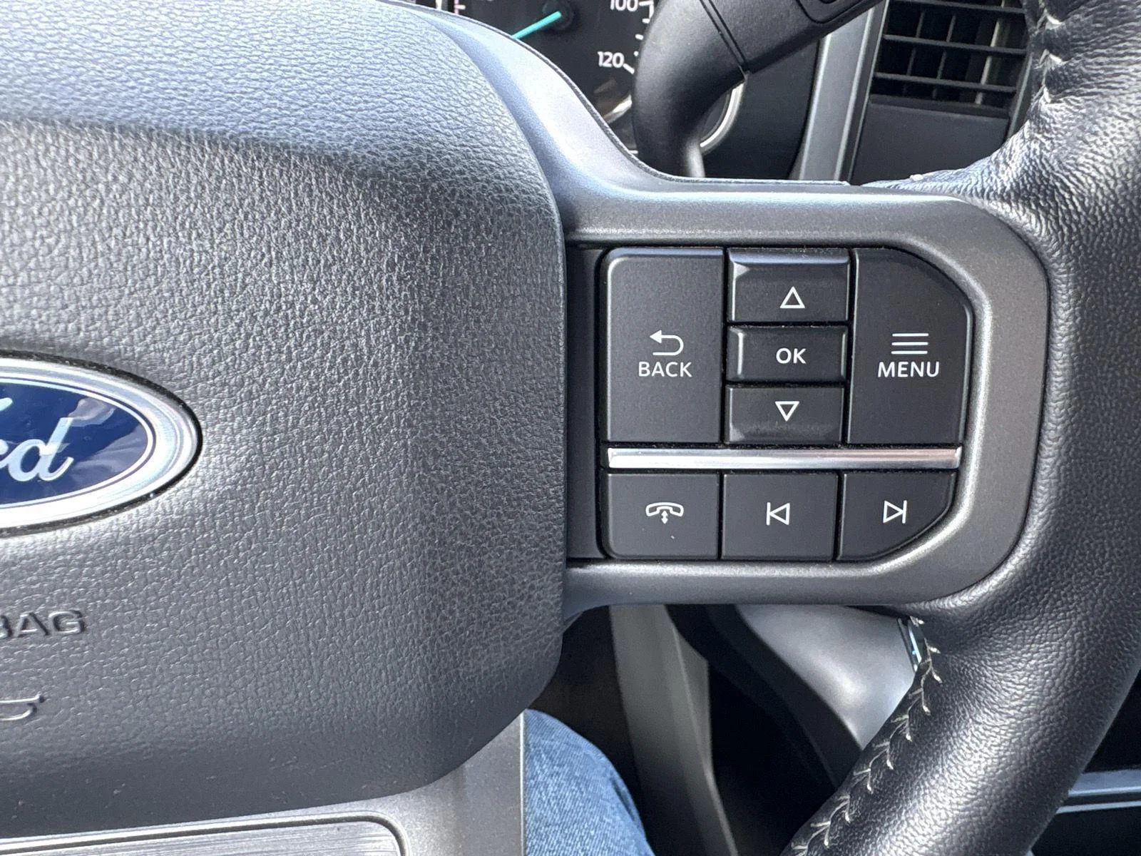 Used 2021 Iconic Silver Metallic Ford XLT image 17