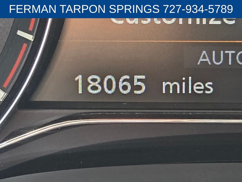 Used 2023 Gray INFINITI Premium Select image 37