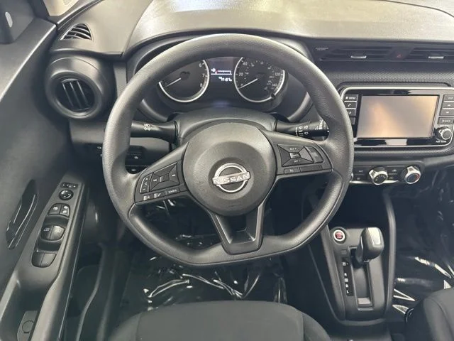 Used 2023 White Nissan S image 23