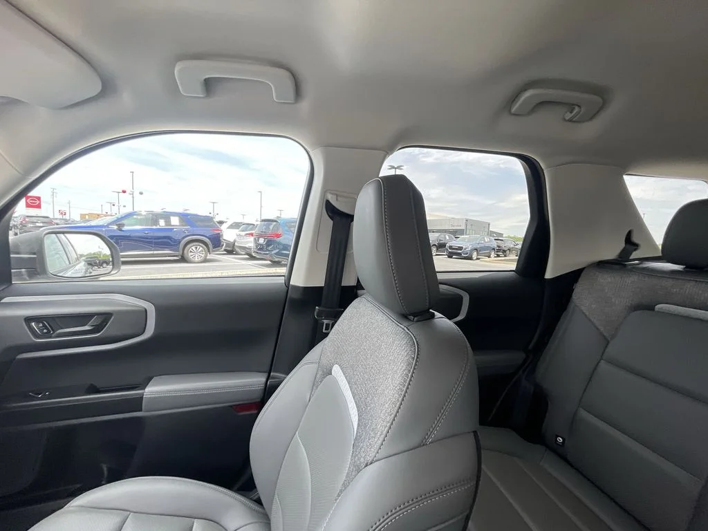 Used 2025 Gray Ford Badlands image 11