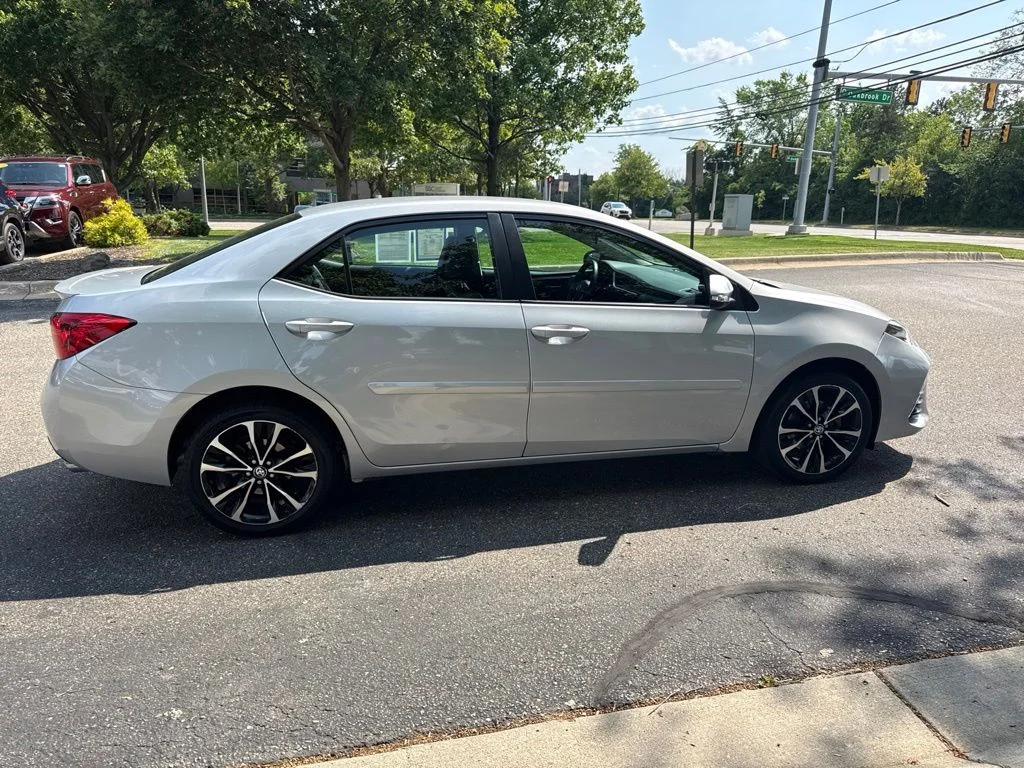 Used 2019 Silver Toyota SE image 44