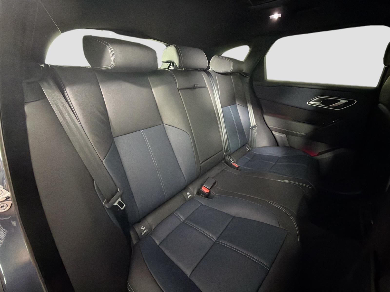 New 2026 Varesine Blue LAND ROVER Belgravia Edition P250 image 26