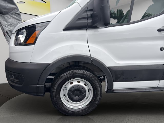 Used 2025 White Ford  image 24
