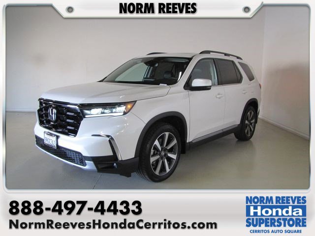 2025 Honda Pilot Touring 2WD's photo