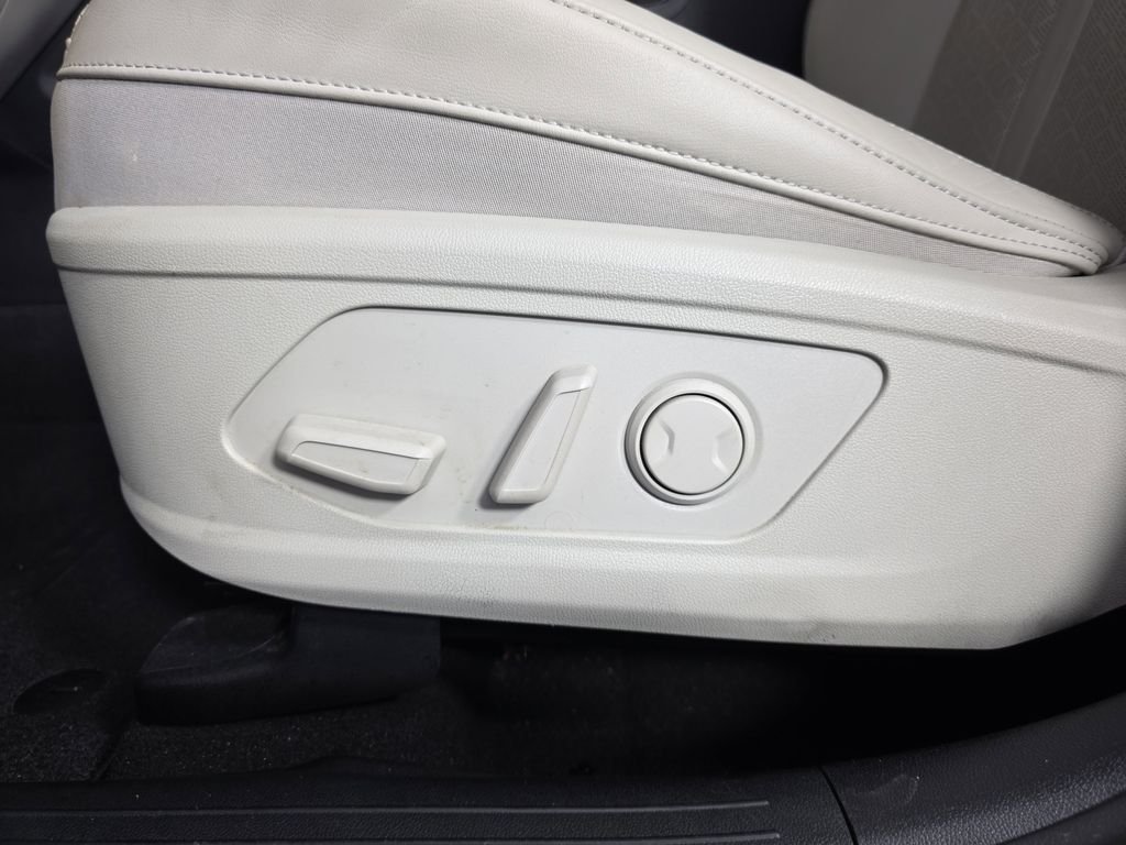 Used 2022 Gray Kia SX image 26