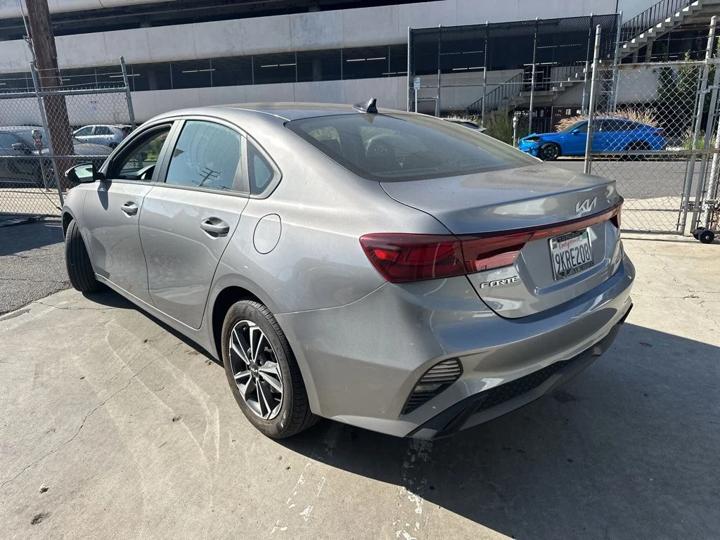 Used 2024 Gray Kia LXS image 4