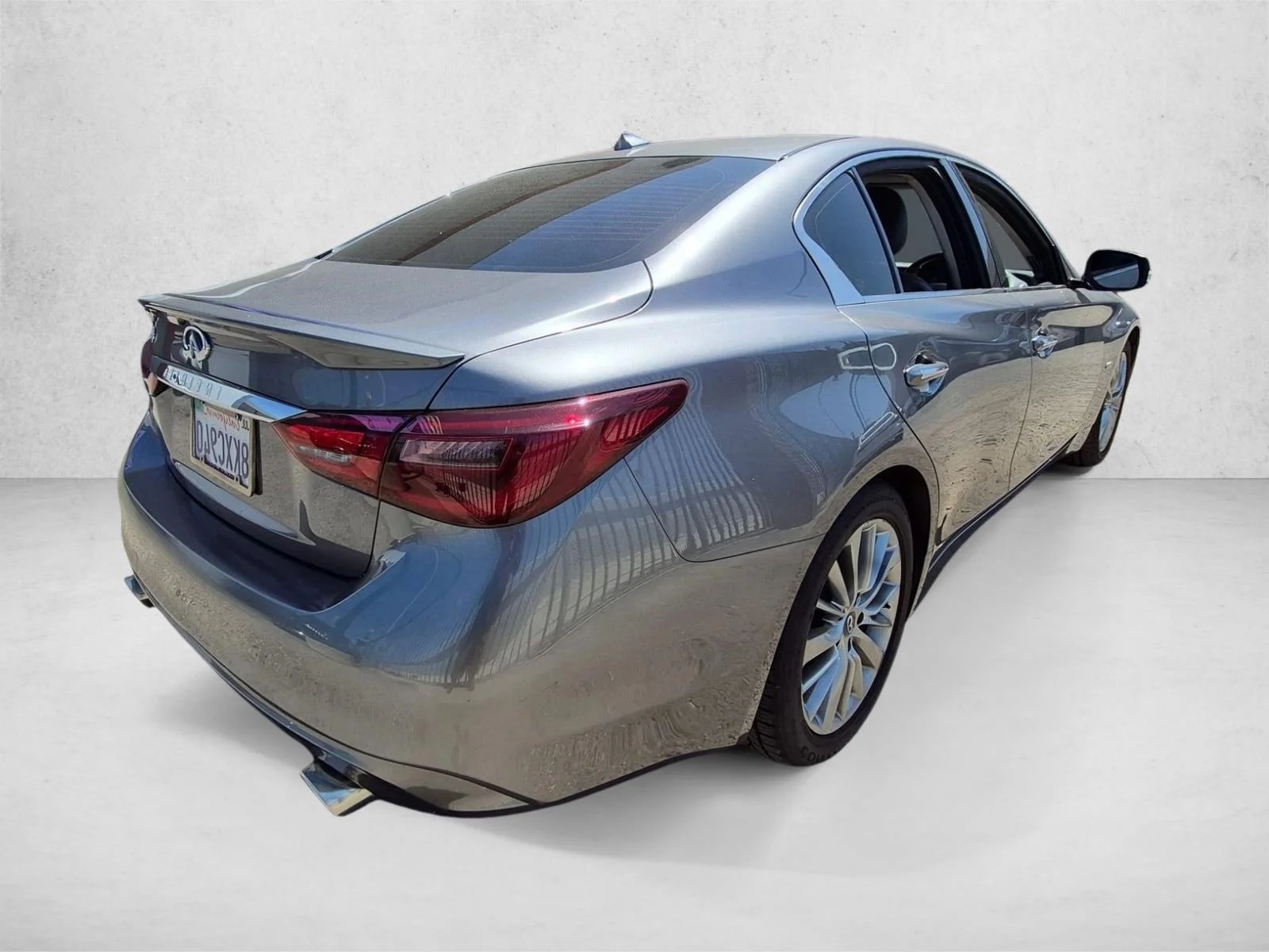 Used 2019 Graphite Shadow INFINITI 3.0t LUXE image 5