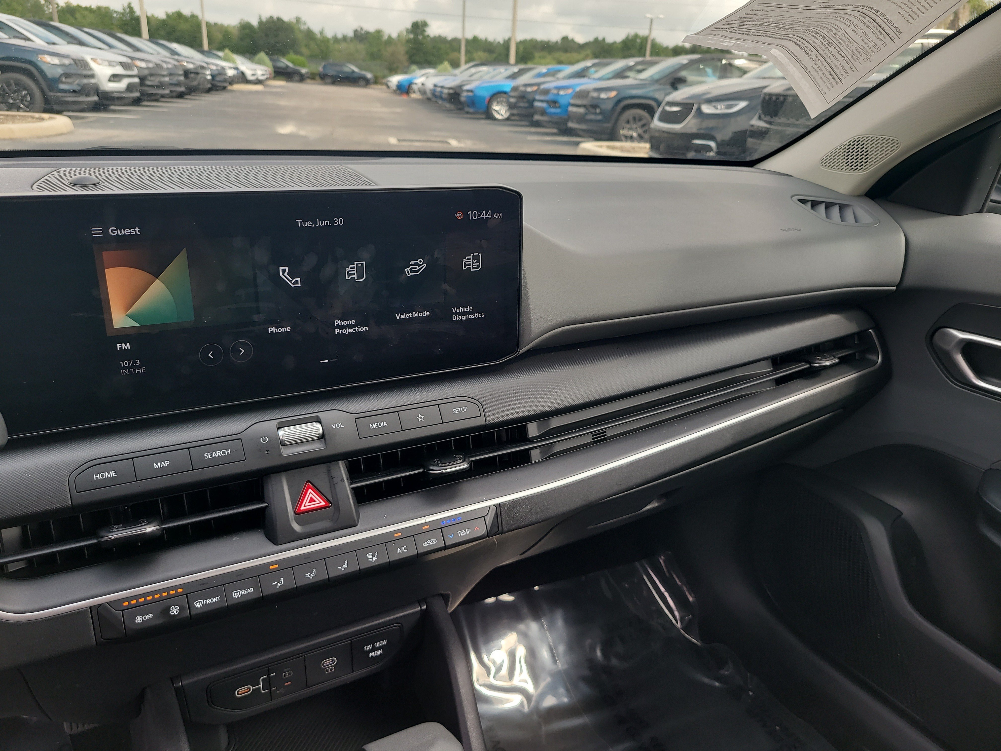 Used 2025 Aurora Black Pearl Kia LXS image 20