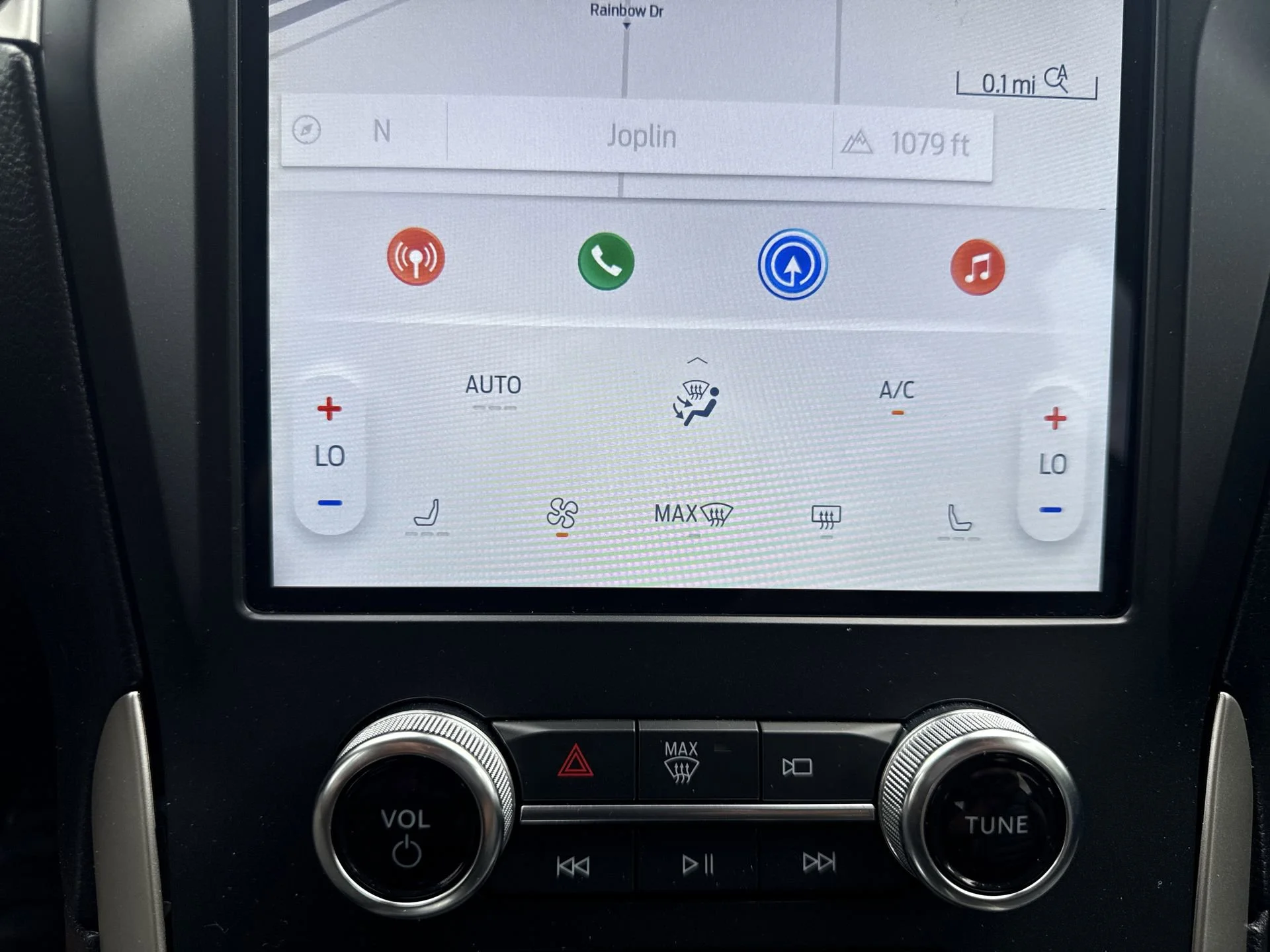 2024 Ford Edge SEL - Photo 19