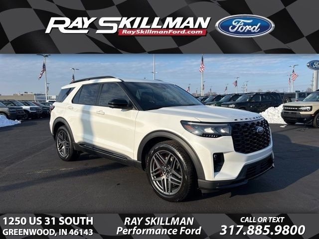 New 2026 Star White Metallic Tri-Coat Ford ST image 1