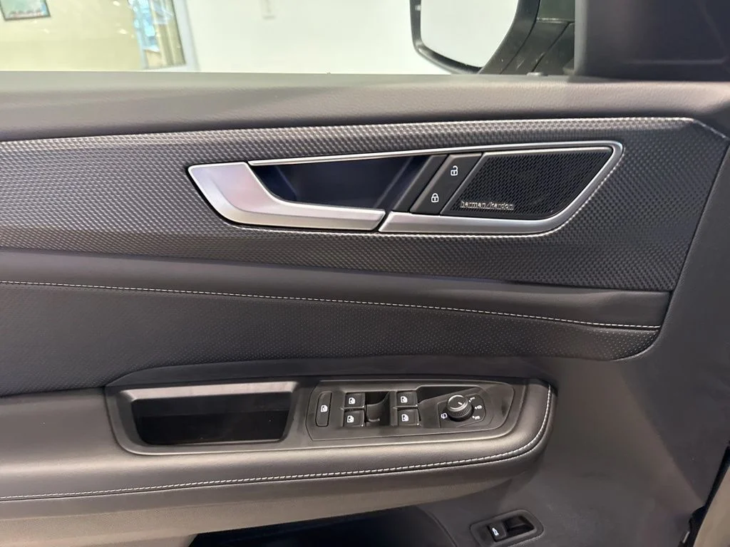 2026 Volkswagen Atlas Cross Sport SEL Premium R-LINE - Photo 17