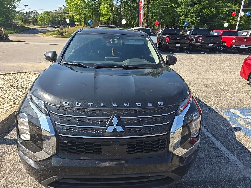 2023 Mitsubishi Outlander