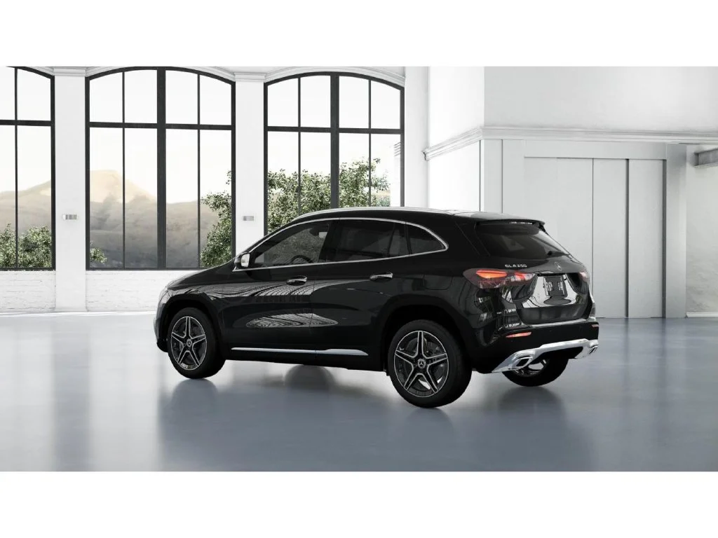 New 2027 Black Mercedes-Benz GLA 250 image 30