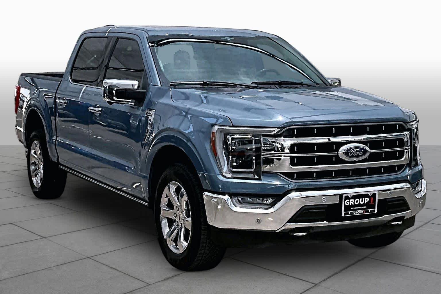 Used 2023 Azure Gray Metallic Tri-Coat Ford LARIAT image 3