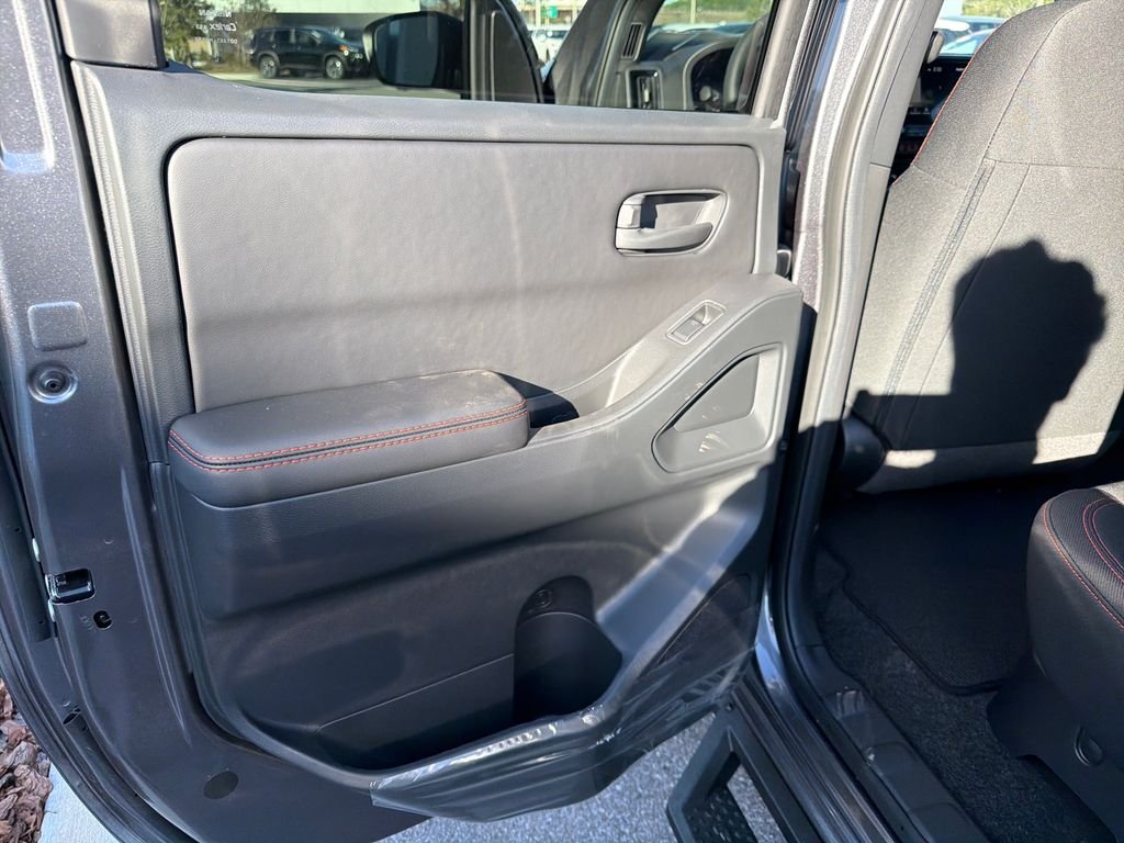 New 2026 Nissan Frontier PRO-4X 4D Crew Cab