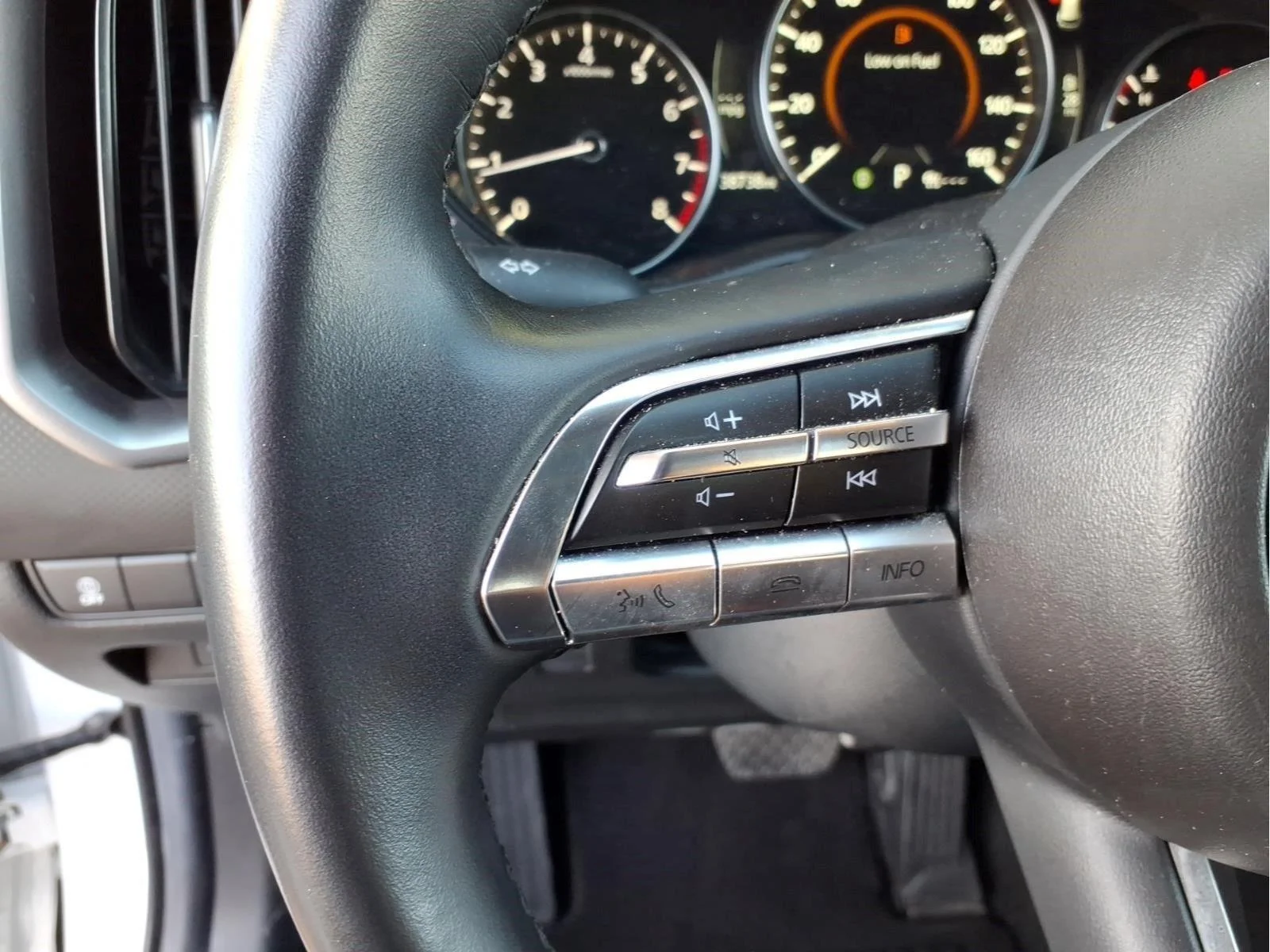 Used 2025 White Mazda 2.5 S Preferred Package image 21