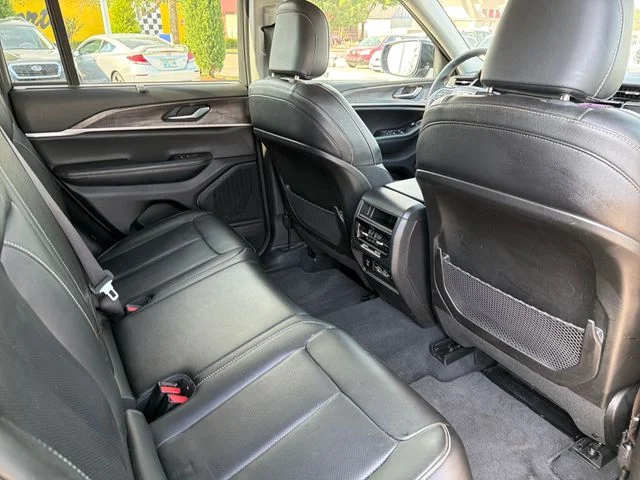 Used 2023 Black Jeep Limited image 27