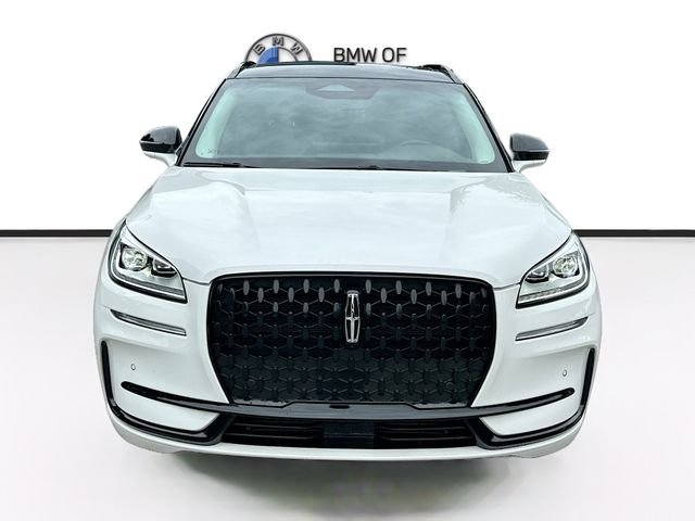 Used 2023 White Lincoln Reserve image 2