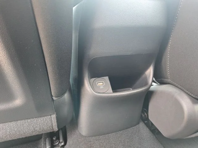 Used 2023 Gray Hyundai SEL image 26