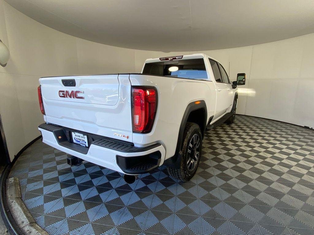 Used 2022 Summit White GMC AT4 image 6