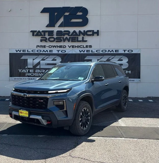 Used 2025 Blue Chevrolet Z71 image 2
