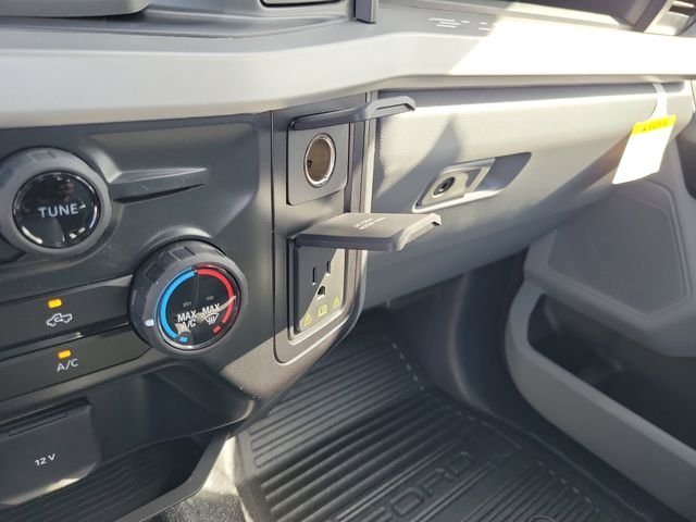 New 2026 Oxford White Ford F-550® XL image 9