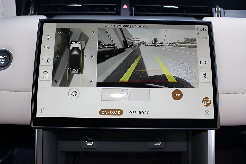 New 2025 Santorini Black Land Rover S image 24