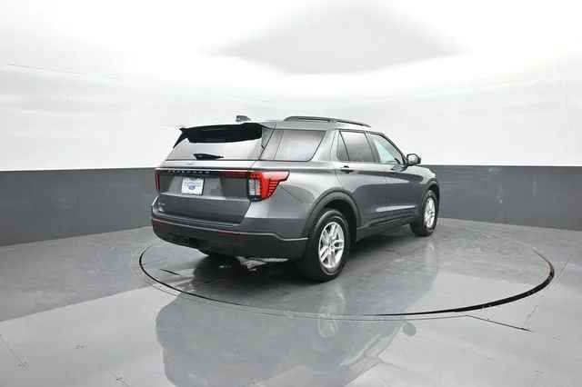 New 2026 Carbonized Gray Metallic Ford Active image 7