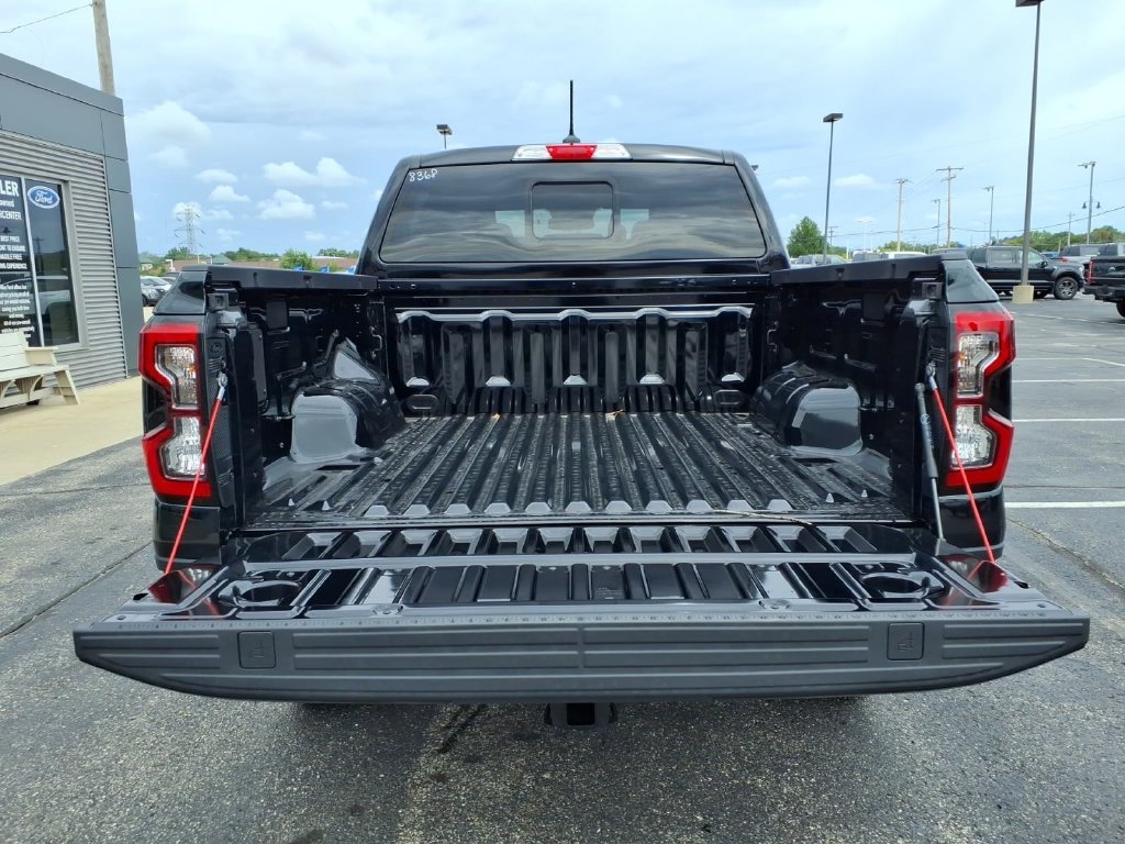 New 2026 Shadow Black Ford XLT image 25
