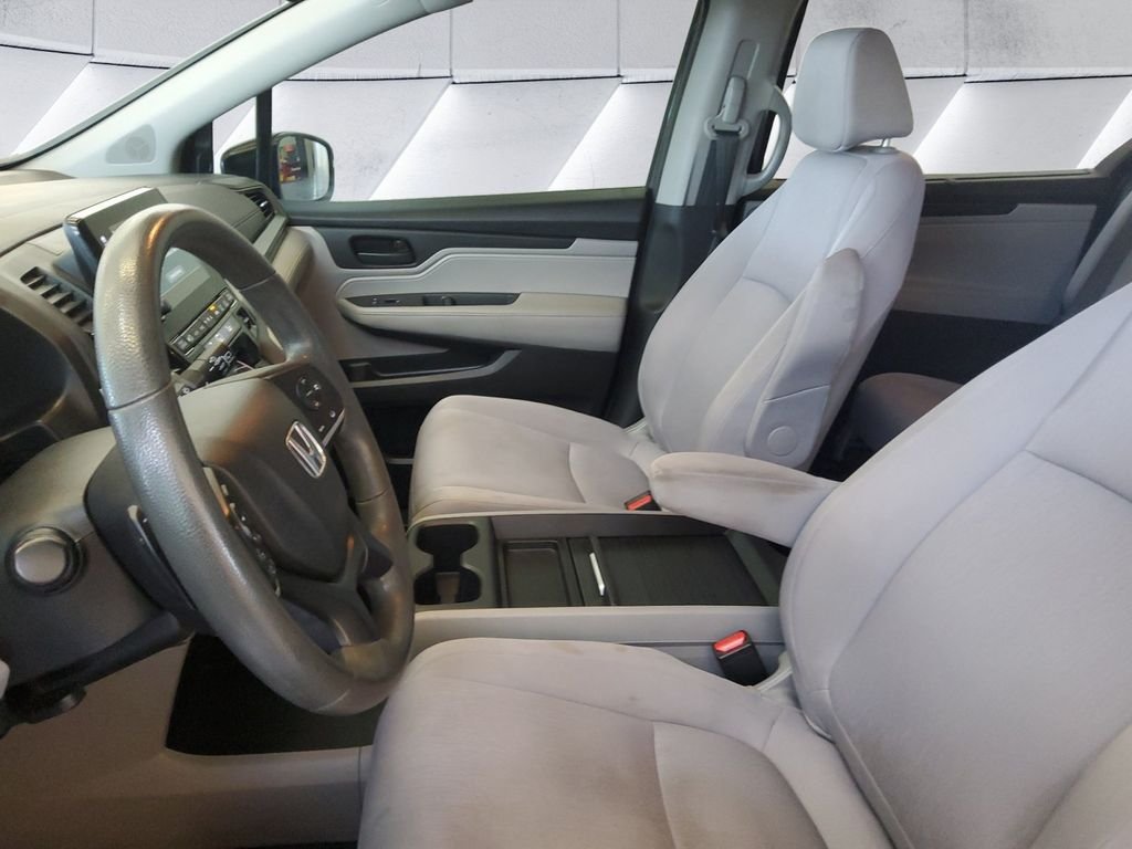 Used 2019  Honda EX image 7
